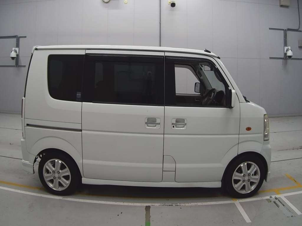 2009 Suzuki Every Wagon DA64W[2]