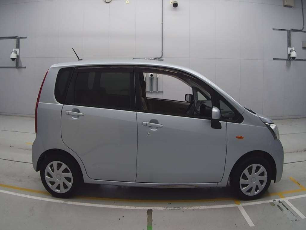 2014 Daihatsu Move LA100S[2]