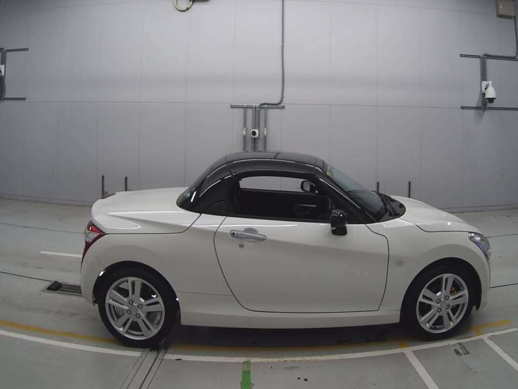 2016 Daihatsu Copen LA400K[2]