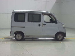 2018 Daihatsu Hijet Cargo