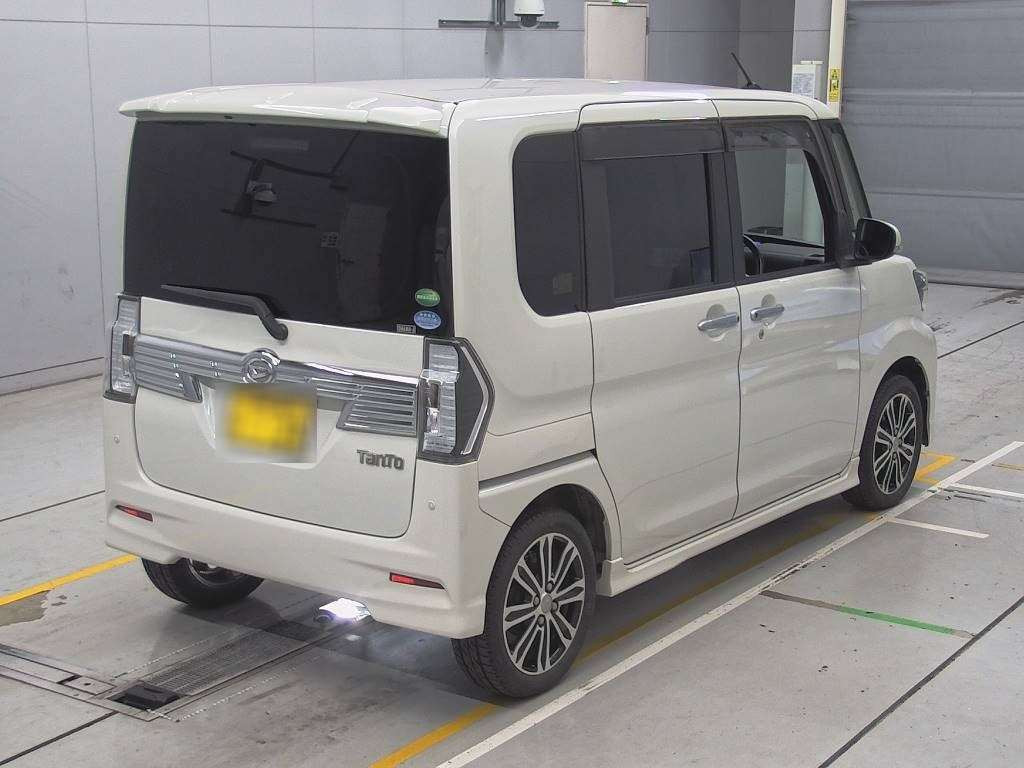 2018 Daihatsu Tanto LA600S[1]