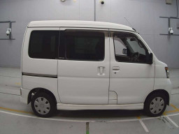 2012 Daihatsu Atrai Wagon