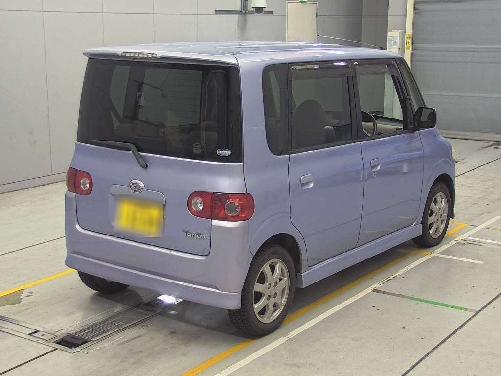 2005 Daihatsu Tanto L350S[1]