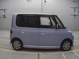 2005 Daihatsu Tanto