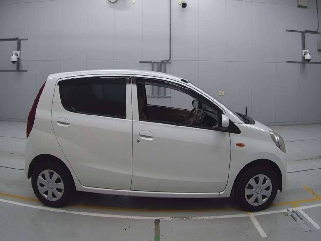 2011 Daihatsu Mira L275S[2]