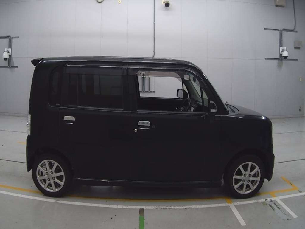 2012 Daihatsu Move Conte L575S[2]