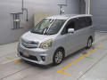 2012 Toyota Noah