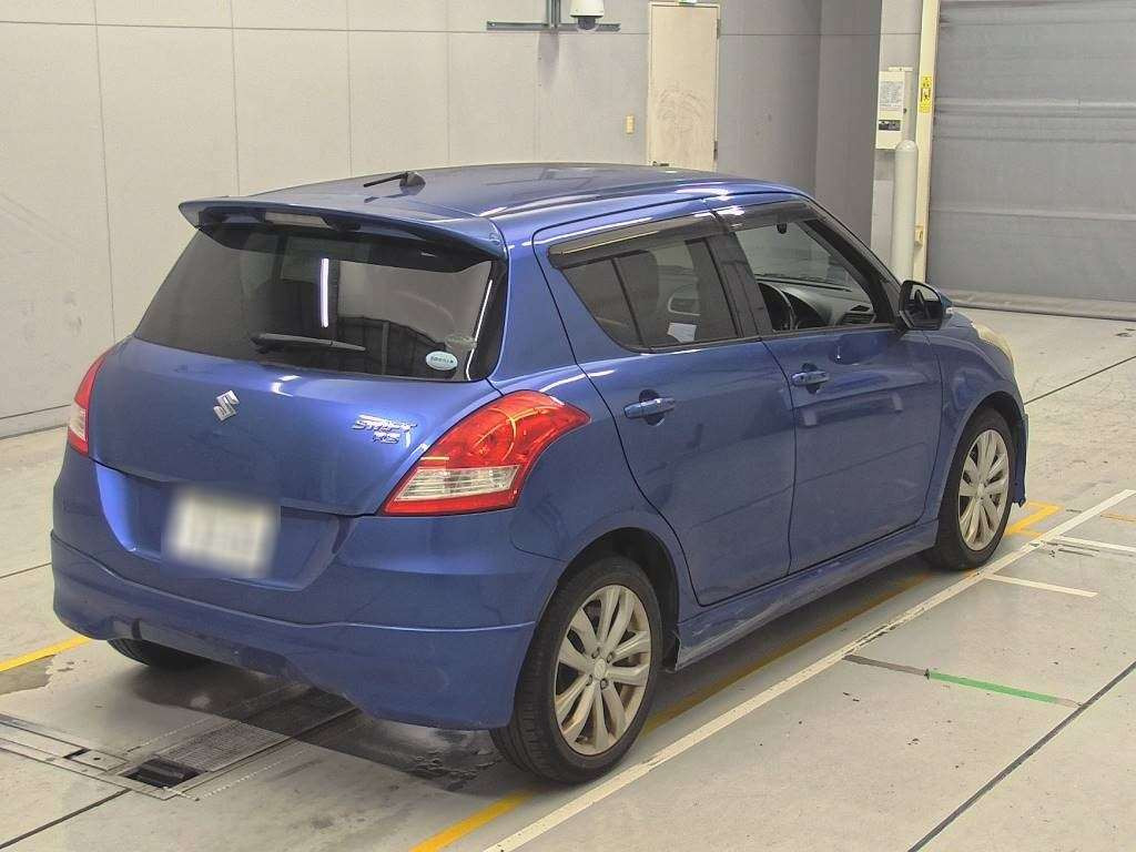 2016 Suzuki Swift ZC72S[1]