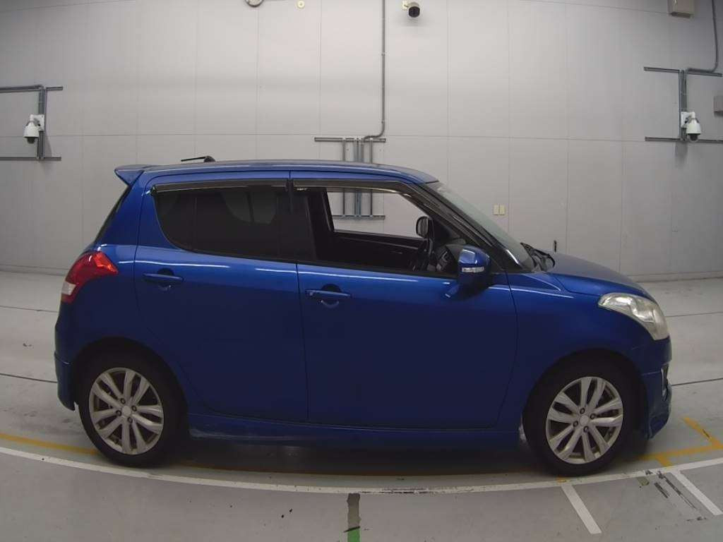 2016 Suzuki Swift ZC72S[2]