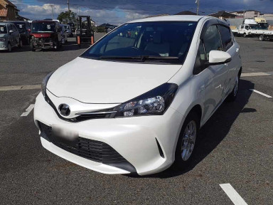 2016 Toyota Vitz