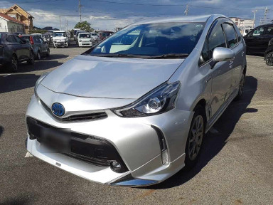 2017 Toyota Prius alpha