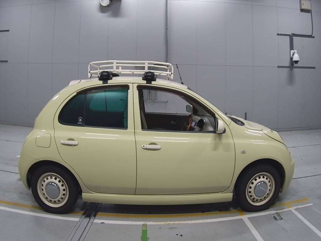 2003 Nissan March AK12[2]