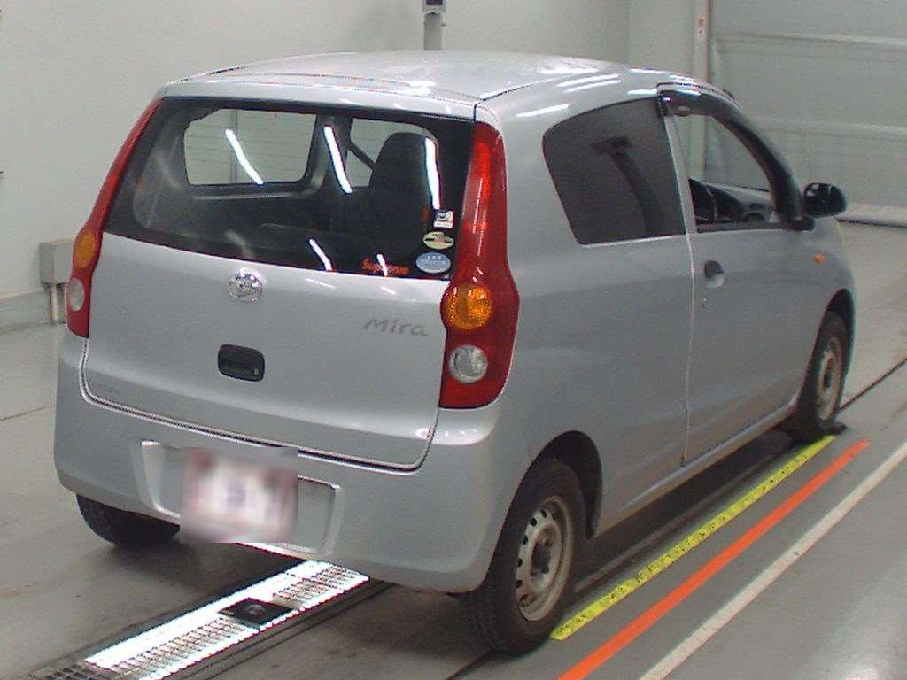 2009 Daihatsu Mira L275V[1]