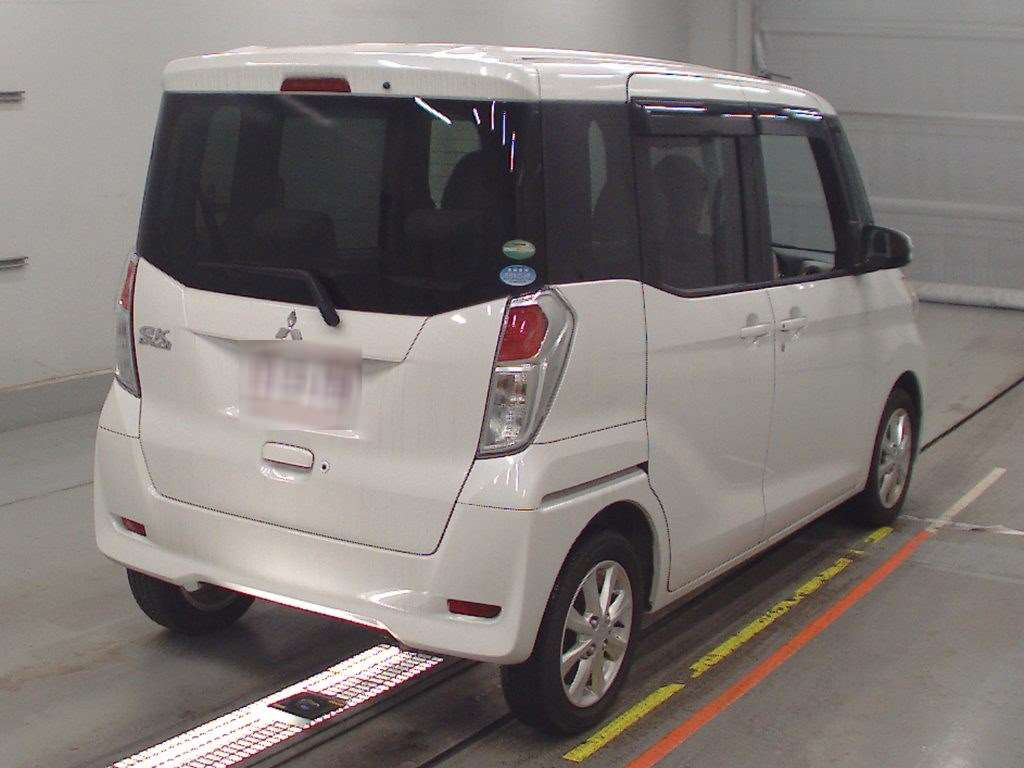 2018 Mitsubishi eK Space B11A[1]