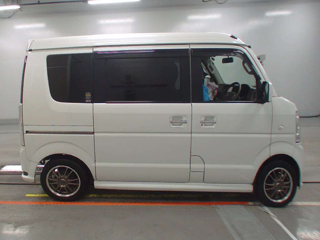 2012 Suzuki Every Wagon DA64W[2]