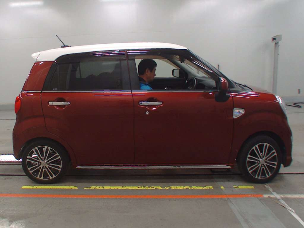 2015 Daihatsu Cast LA250S[2]