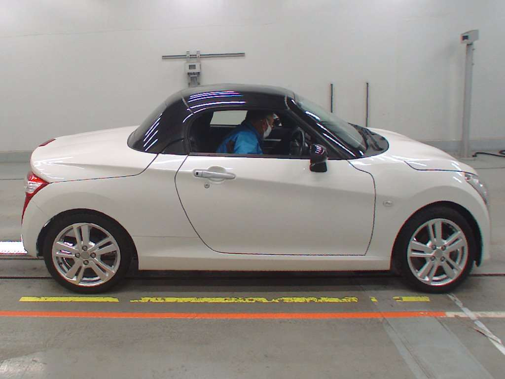 2015 Daihatsu Copen LA400K[2]