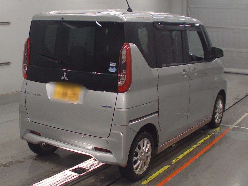 2020 Mitsubishi eK Space B37A[1]