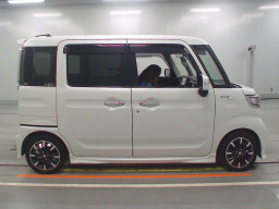 2018 Suzuki Spacia Custom