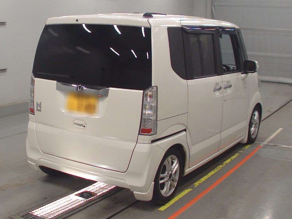 2016 Honda N-BOX JF1[1]