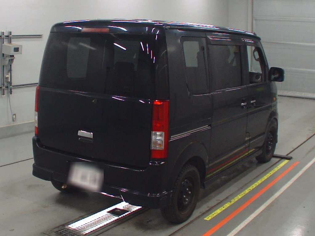 2010 Suzuki Every Wagon DA64W[1]