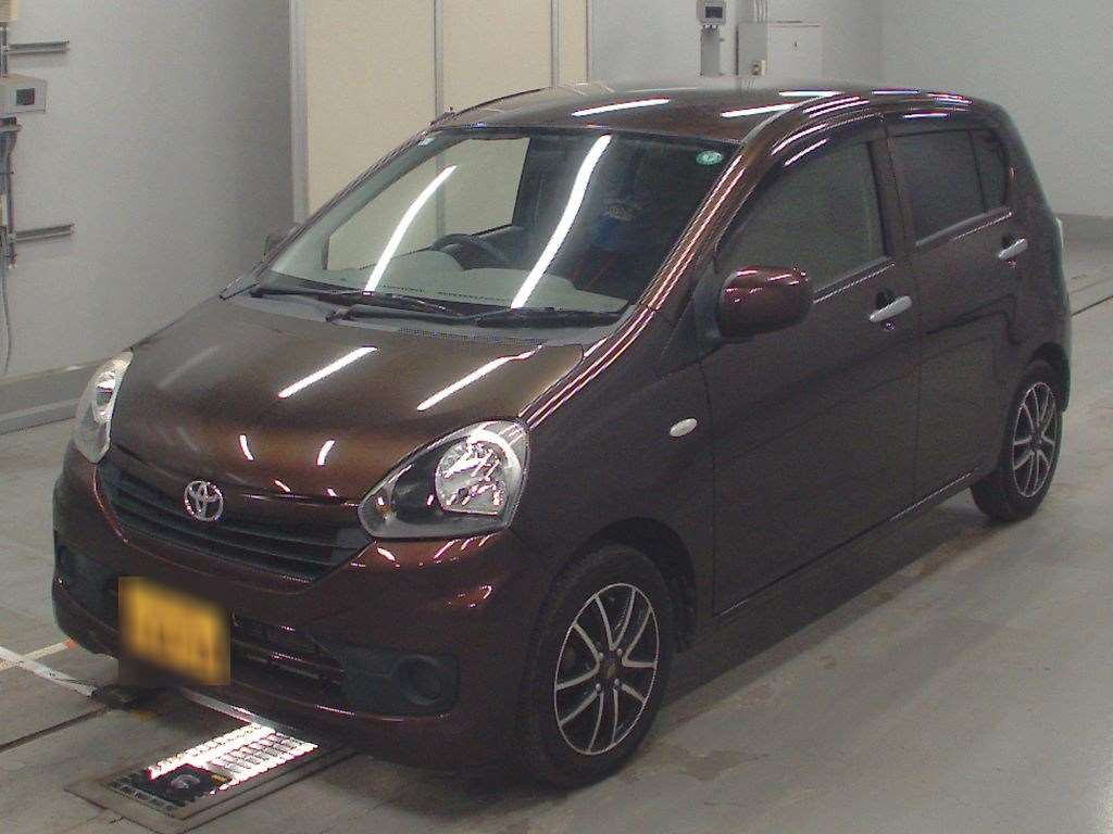 2016 Toyota Pixis Epoch LA300A[0]