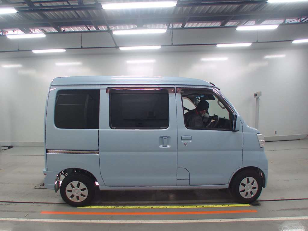 2019 Toyota Pixis Van S321M[2]