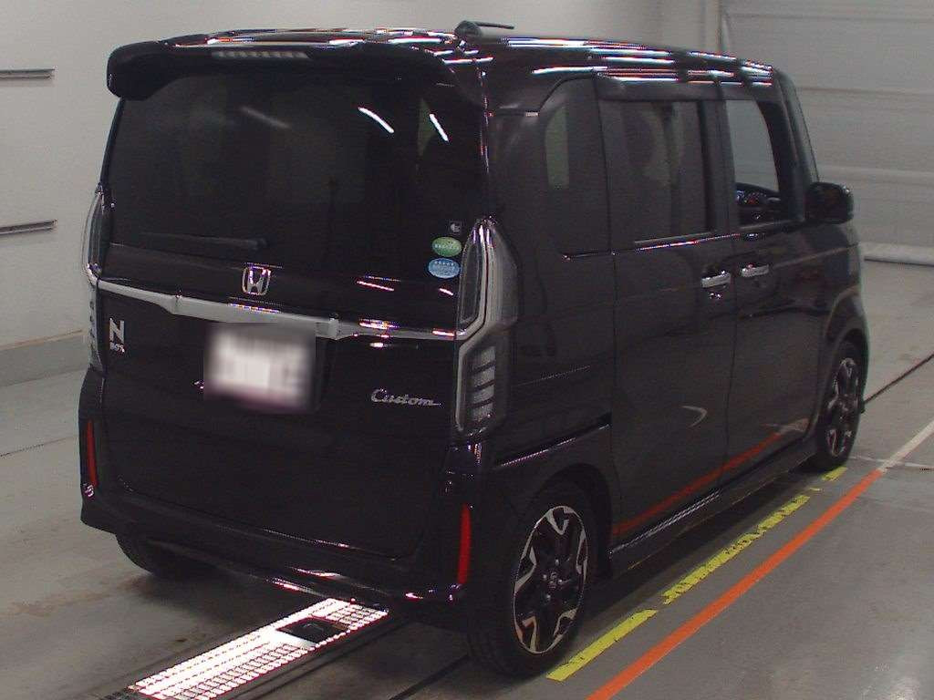 2018 Honda N-BOX CUSTOM JF3[1]