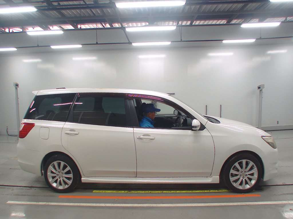 2011 Subaru Exiga YA4[2]