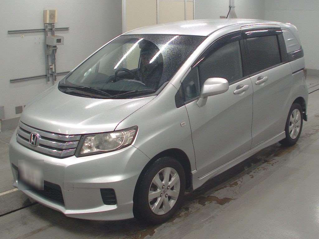 2010 Honda Freed Spike GB3[0]