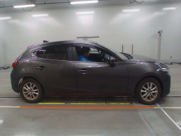 2016 Mazda Axela Sport