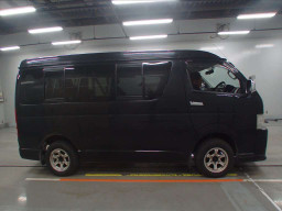 2009 Toyota Hiace Wagon