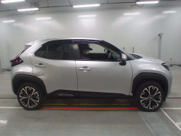 2022 Toyota YARIS CROSS