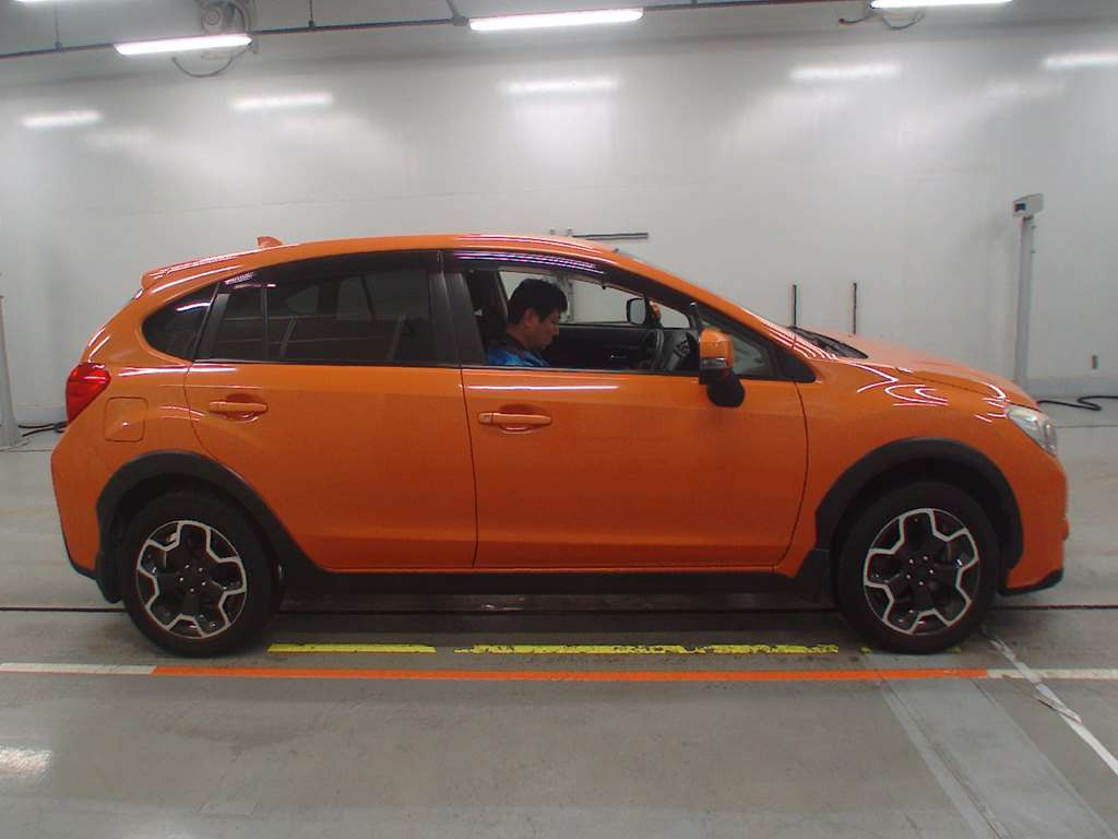 2014 Subaru XV GP7[2]