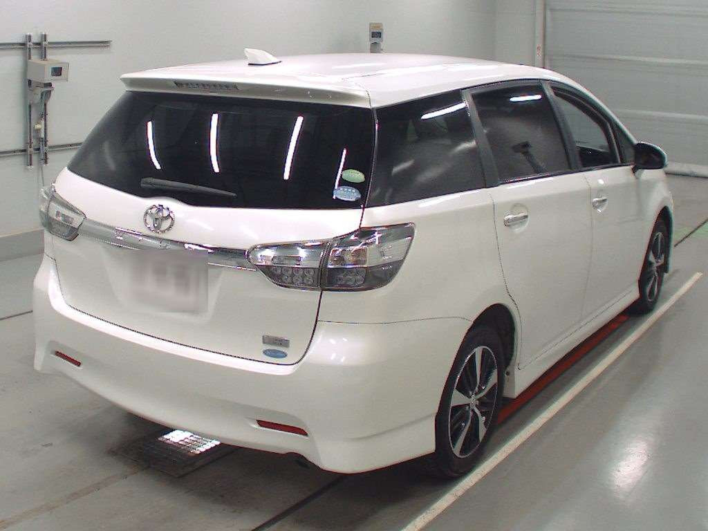 2014 Toyota Wish ZGE20W[1]