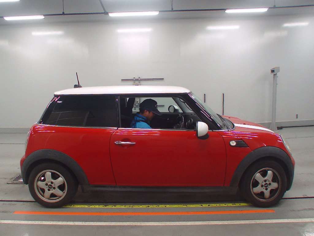 2008 Mini MINI MF16[2]