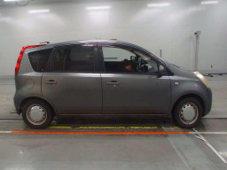 2005 Nissan Note