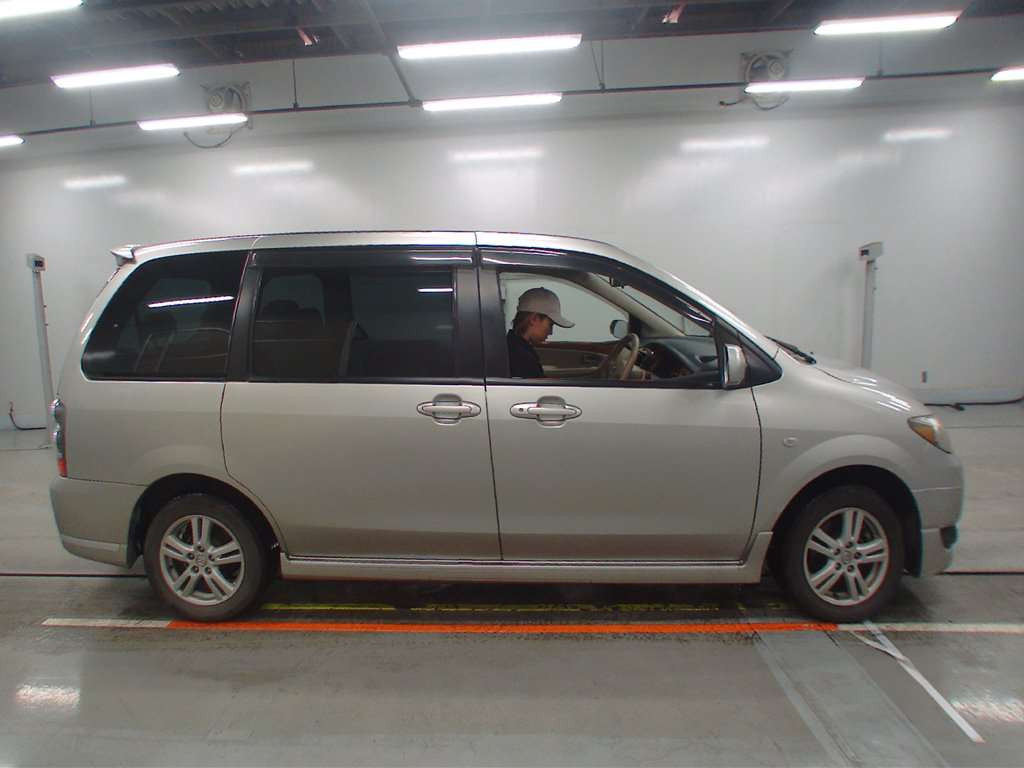 2006 Mazda MPV LW3W[2]