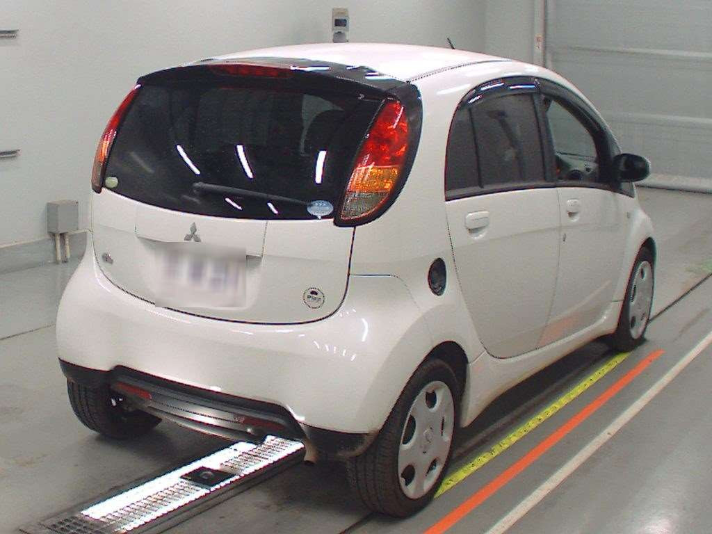 2006 Mitsubishi i HA1W[1]