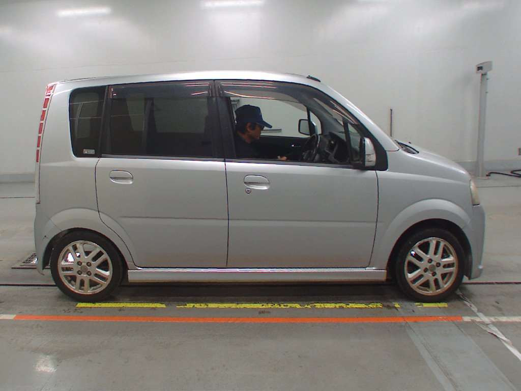 2005 Daihatsu Move Custom L152S[2]