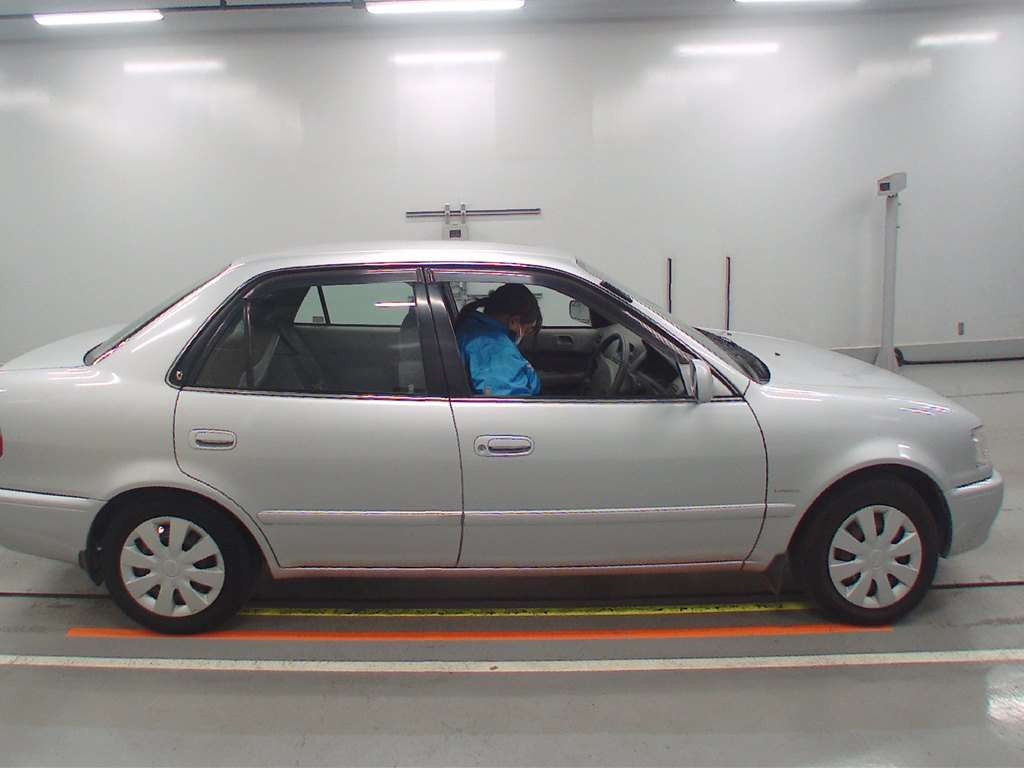 1998 Toyota Corolla Sedan EE111[2]