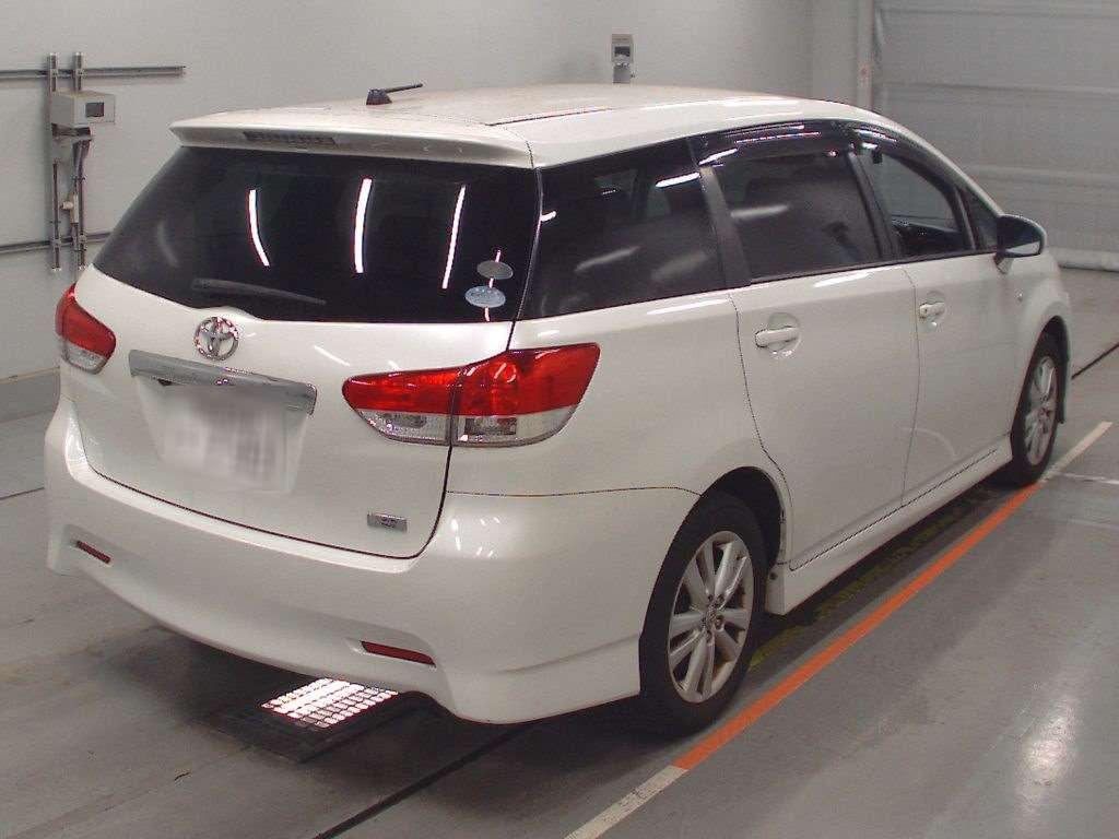 2011 Toyota Wish ZGE20W[1]