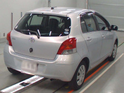 2010 Toyota Vitz