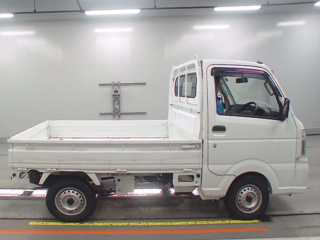 2021 Suzuki Carry Truck DA16T[2]