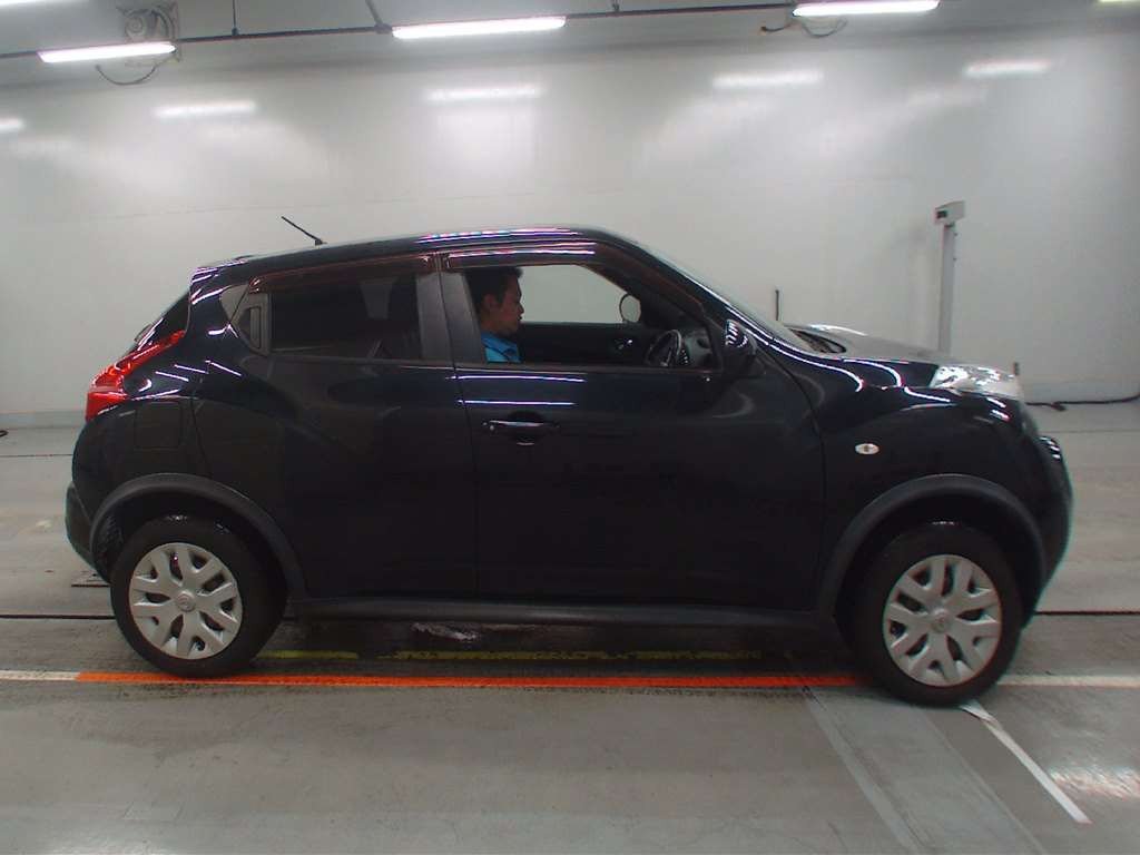 2011 Nissan JUKE YF15[2]