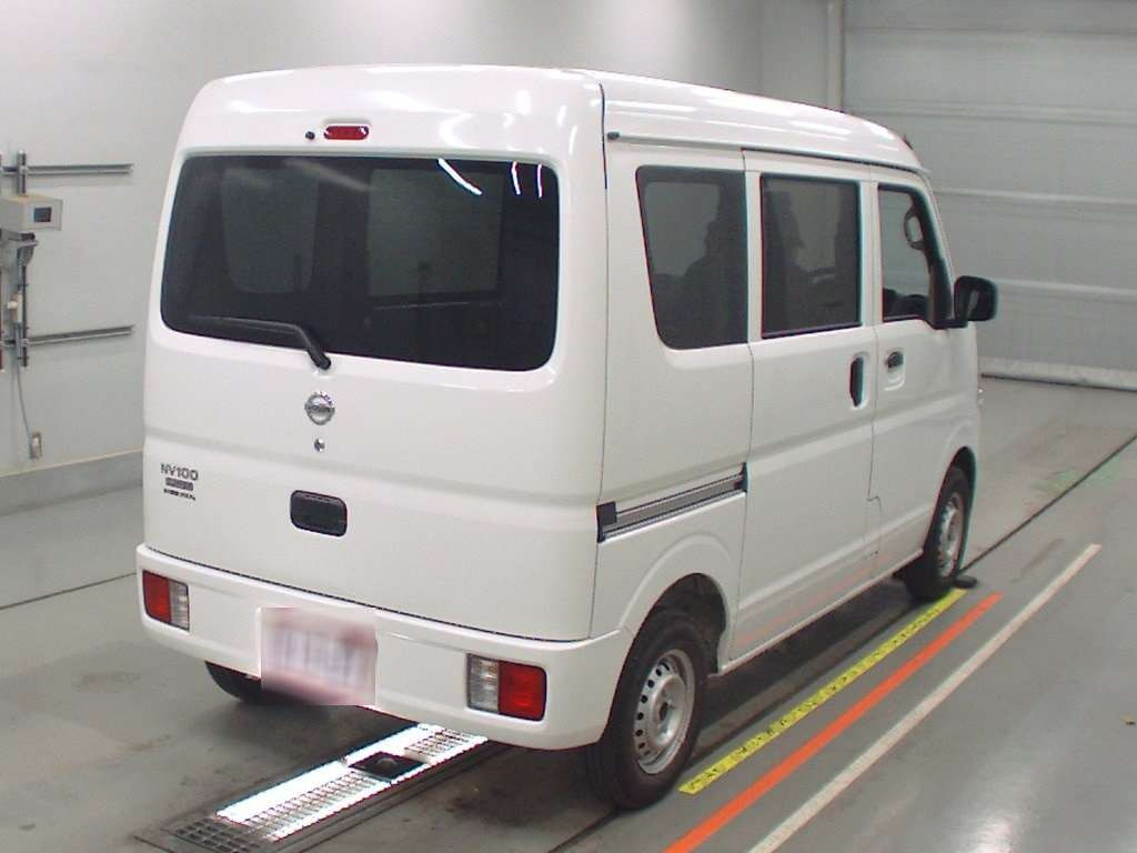 2023 Nissan NV100 Clipper DR17V[1]