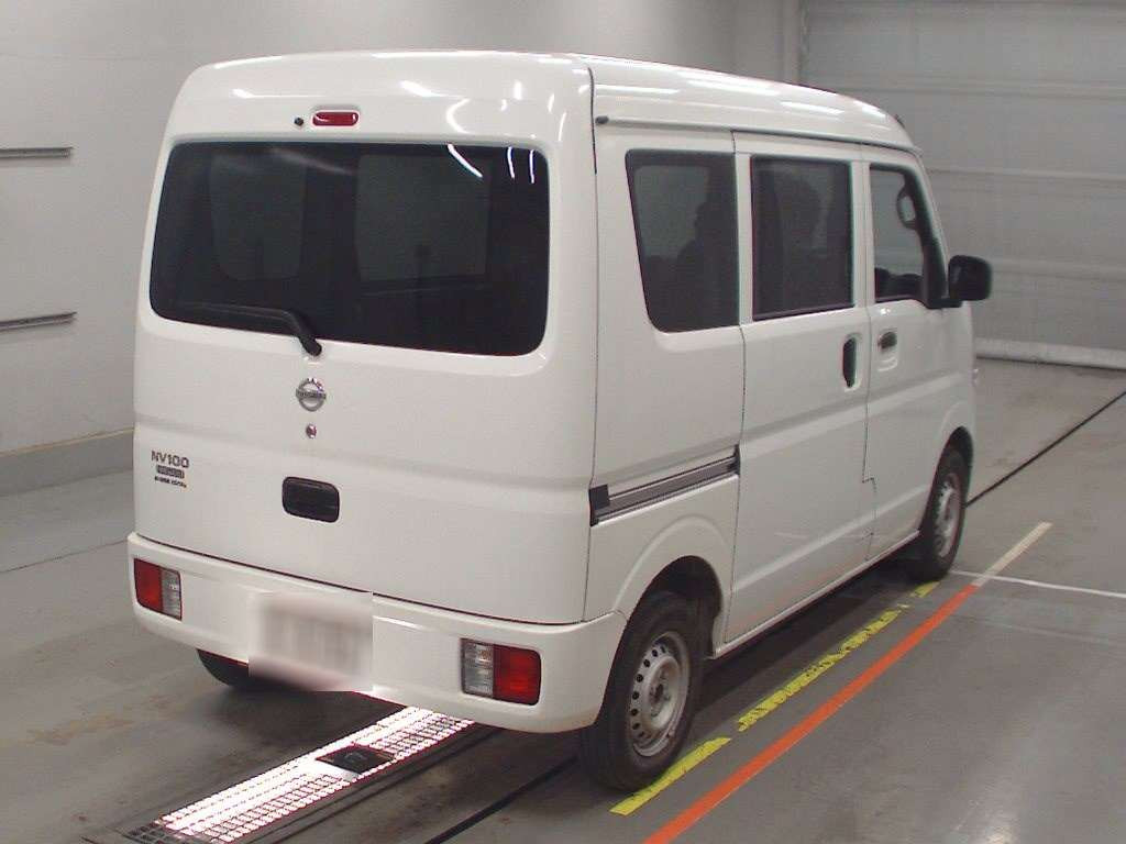 2023 Nissan NV100 Clipper DR17V[1]