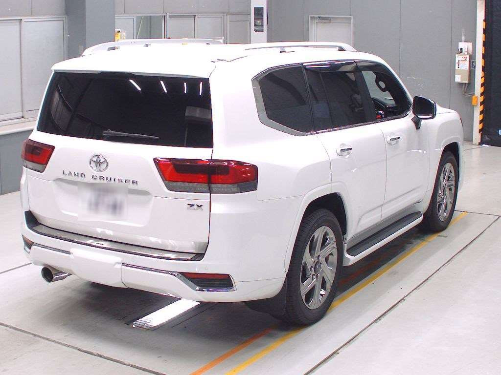 2023 Toyota Land Cruiser FJA300W[1]