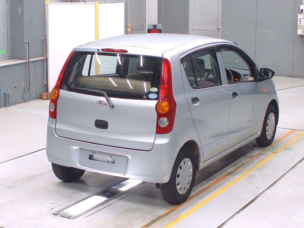 2013 Daihatsu Mira L285S[1]