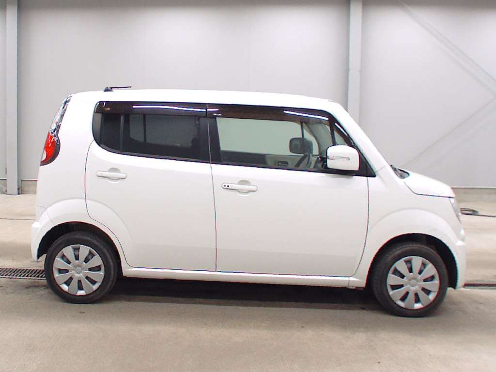 2011 Suzuki MR Wagon MF33S[2]